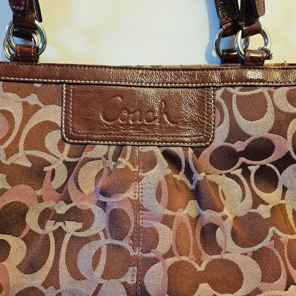 Coach Optic SIgnature Gallery Bag, Burgundy - Picture 2 of 8